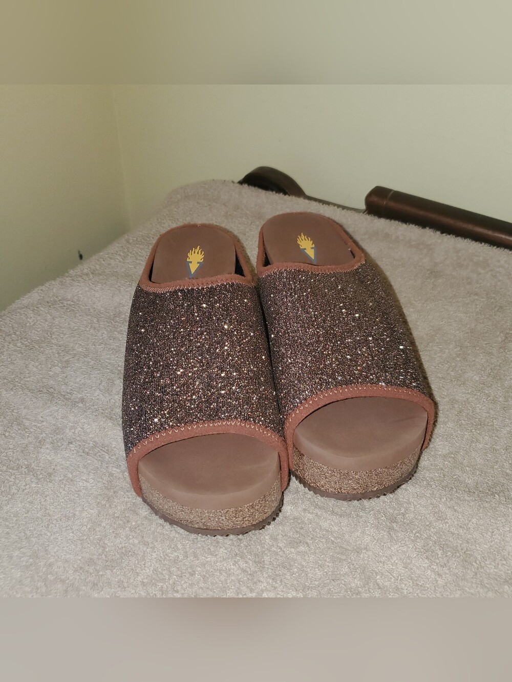 Volatile Festina Bronze Platform Sandals Shoes Sz 7